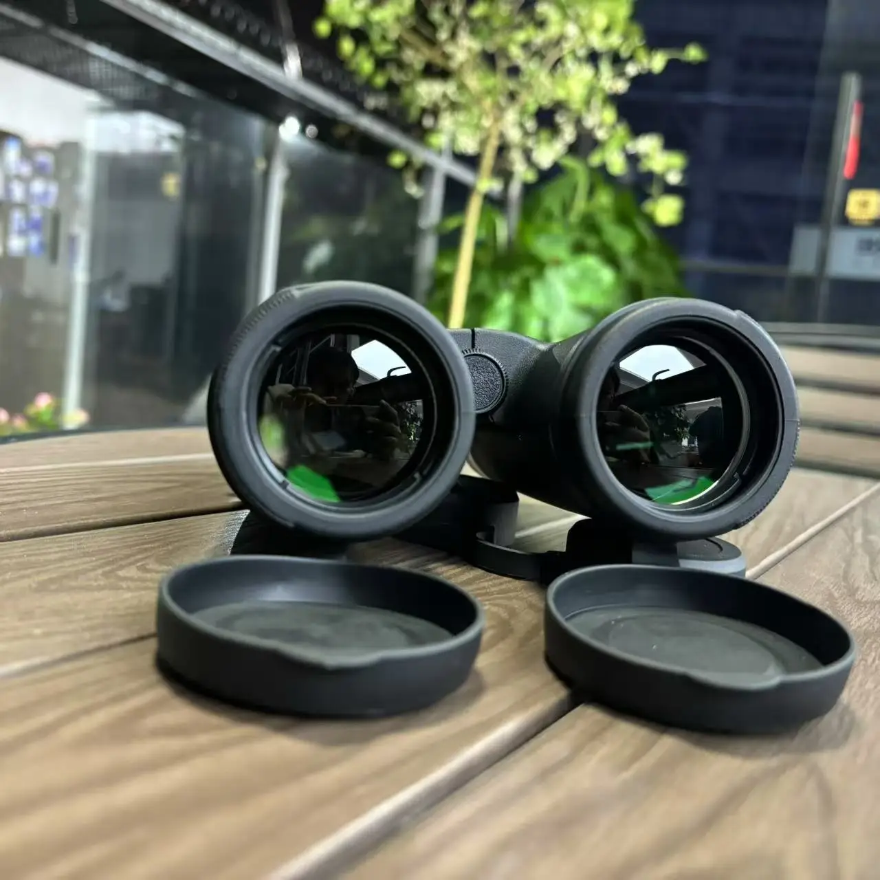 10x42 Binoculars for Bird Watching, Hunting & Stargazing - High-Value Optics for Adults, Ideal for Camping, Hiking & Sports