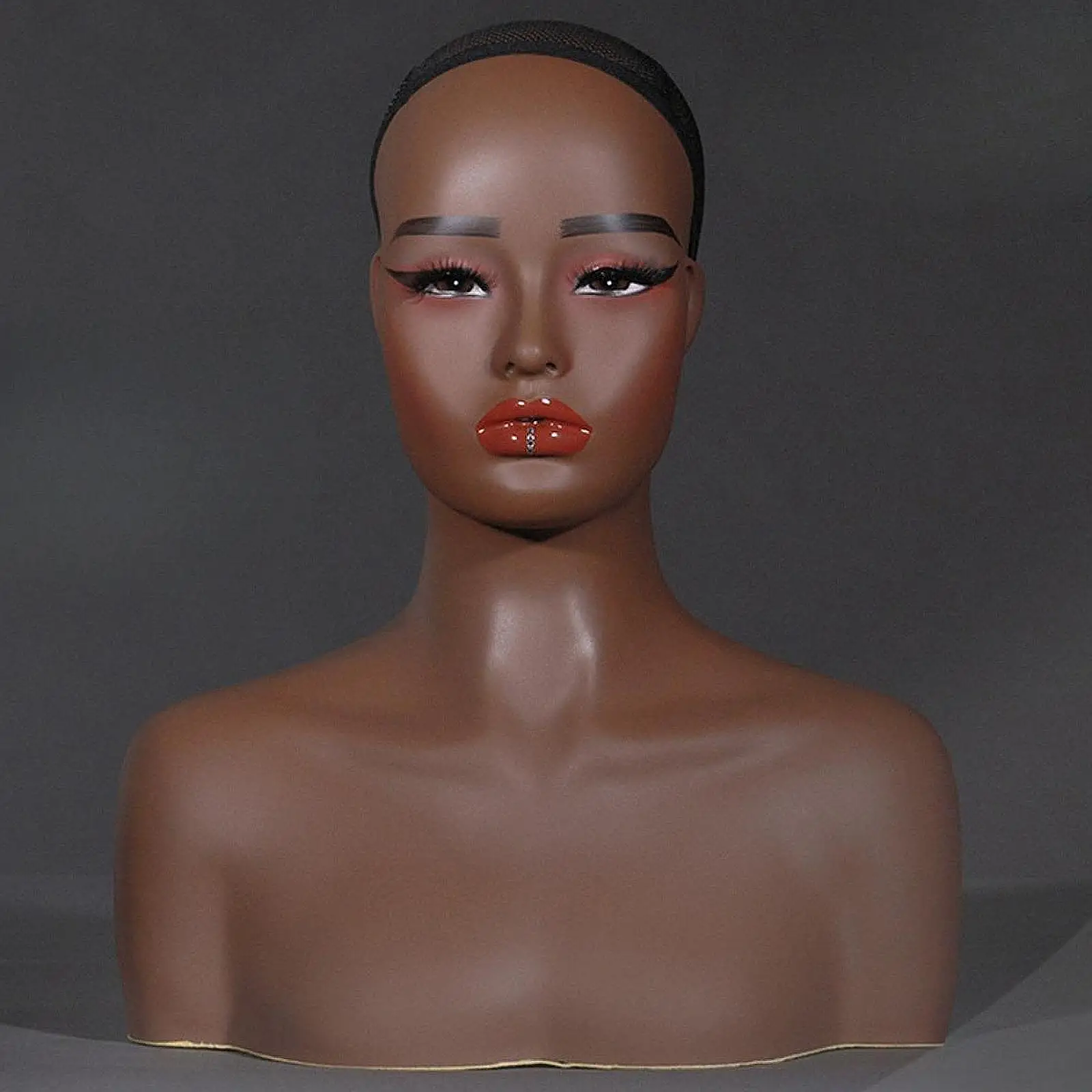 

Female Mannequin Head with Shoulder,Beauty Accessories,Stable,Wig Display Stand,Manikin Head for Wig Necklace Hats Display