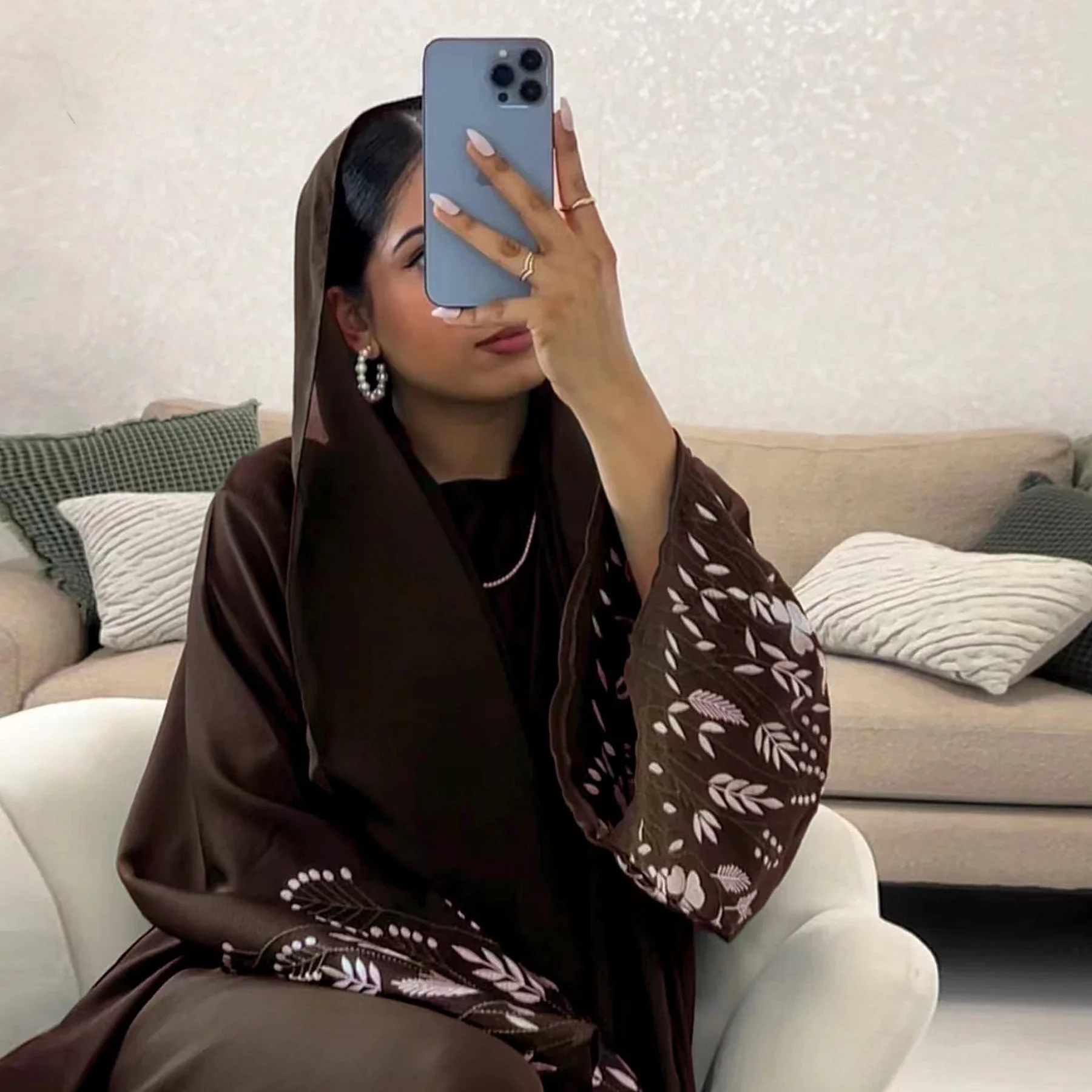 

Leaf Embroidery Closed Abaya Muslim Party Long Dress Abayas for Women Dubai Turkey Islamic Clothing Kaftan Hijab Robe Vestidos