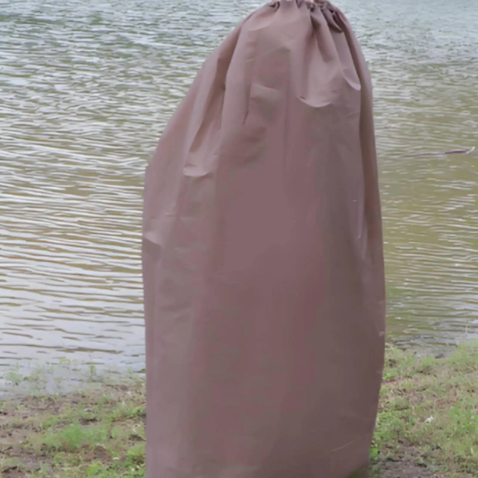 Opaque changing poncho, breathable changing cape for outdoor pools and surfers