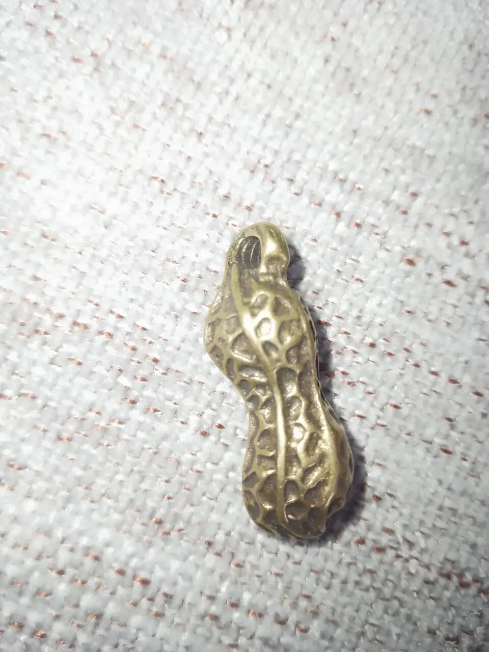 Retro Brass Craft Peanut Keychain Pendant DIY Miniature Fitting Accessory Q011 for Crafting And Jewelry Making
