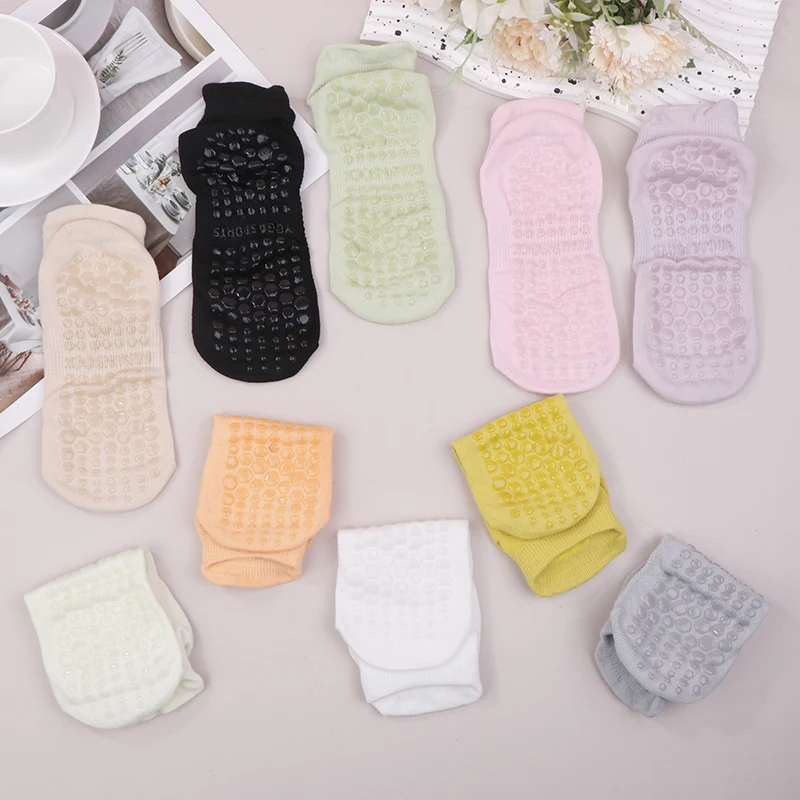 1 Pair Women Sports Anti-Slip Sock Yoga Sock Cotton Breathable Short Socks Elasticity Sport Boy Girl Outside Sport Socks