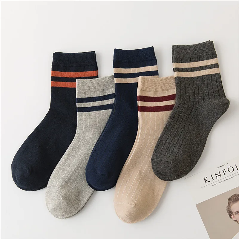 Autumn and Winter New Medium Sleeve Casual and Comfortable Men's Socks