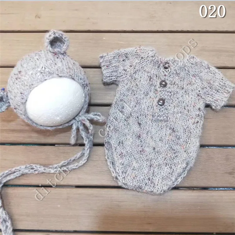 

Newborn Photography Props, Handmade Knitted Jumpsuit and Teddy bear hat