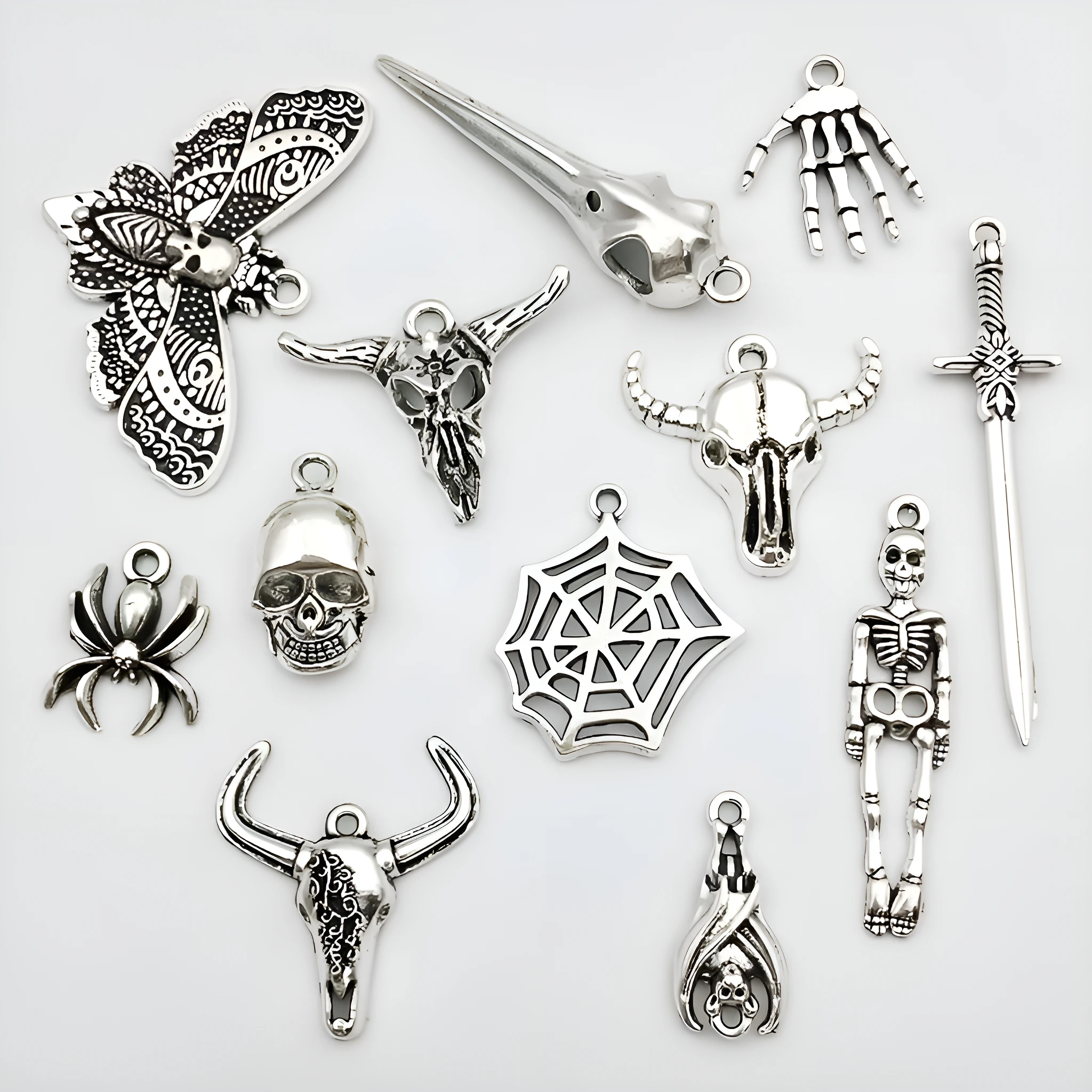 12/20pcs Ancient Silver-Zinc Charms Skull Bull Head Spider Web Bat Halloween Pendants DIY Making Necklace Bracelet Jewelry