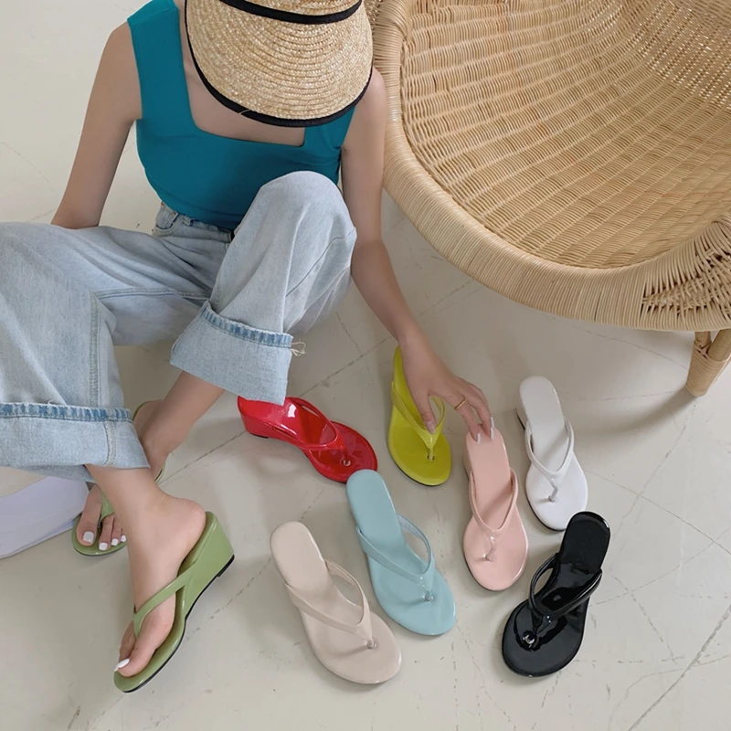 2022 Summer New Korean Style Flip-Flops Heightening Slippers Women\'s Round Head Thick Bottom Casual Beach Shoes Must Go Out