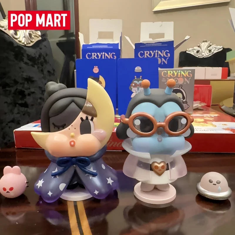 

POPMART подлинная кукла CRYBABY «Плача к Луну», слепая коробка, кавайная фигурка, модная настольная модель, игрушка для дома, рождественский подарок