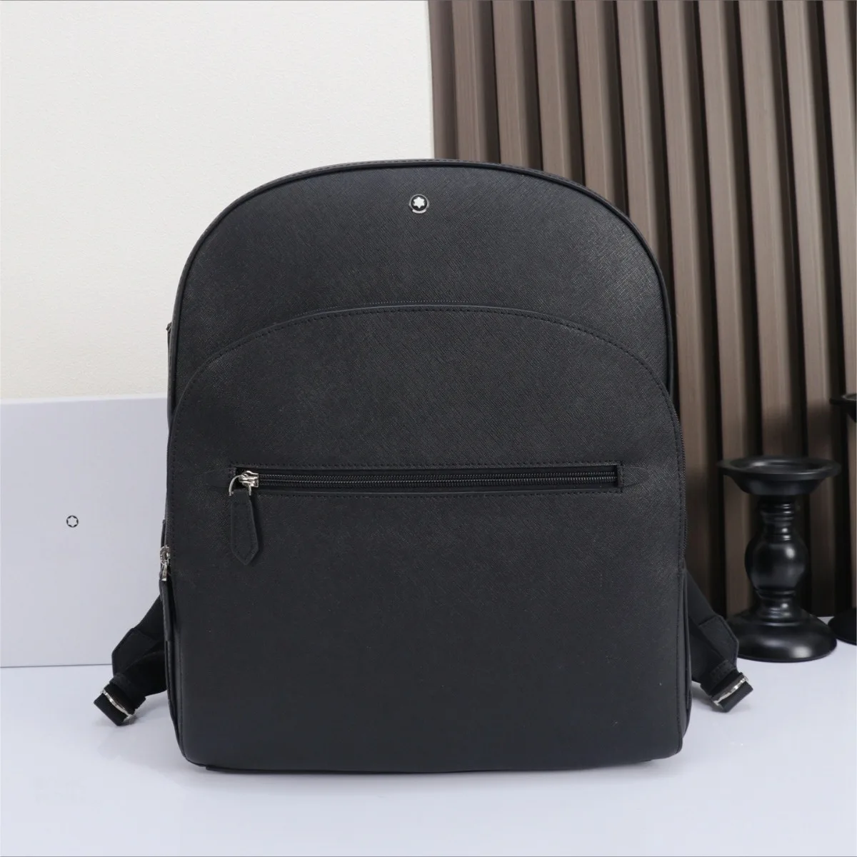 

Mens Backpack Large Capacity Fashion Luxury Business Bag Cowhide Leather Laptop Daypack School Bag Daily Commute Travel