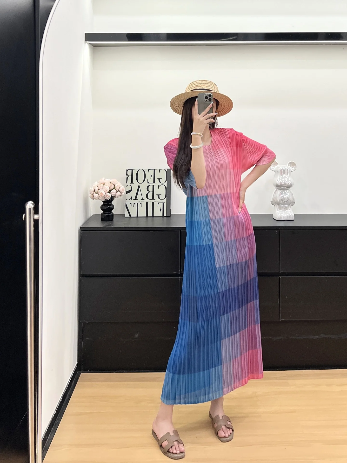 

2025 Summer New Women Dress Round Neck Short Sleeve Gradient Color Vintage Design Fashion Elegant Female Dresses Daily Apparel