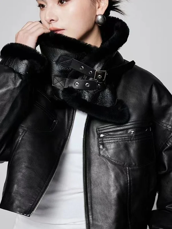 Haining Autumn Winter Thickened Warm Short Black Leather Jacket Women's Coat with Large Fur Collar Loose Style Commute Style
