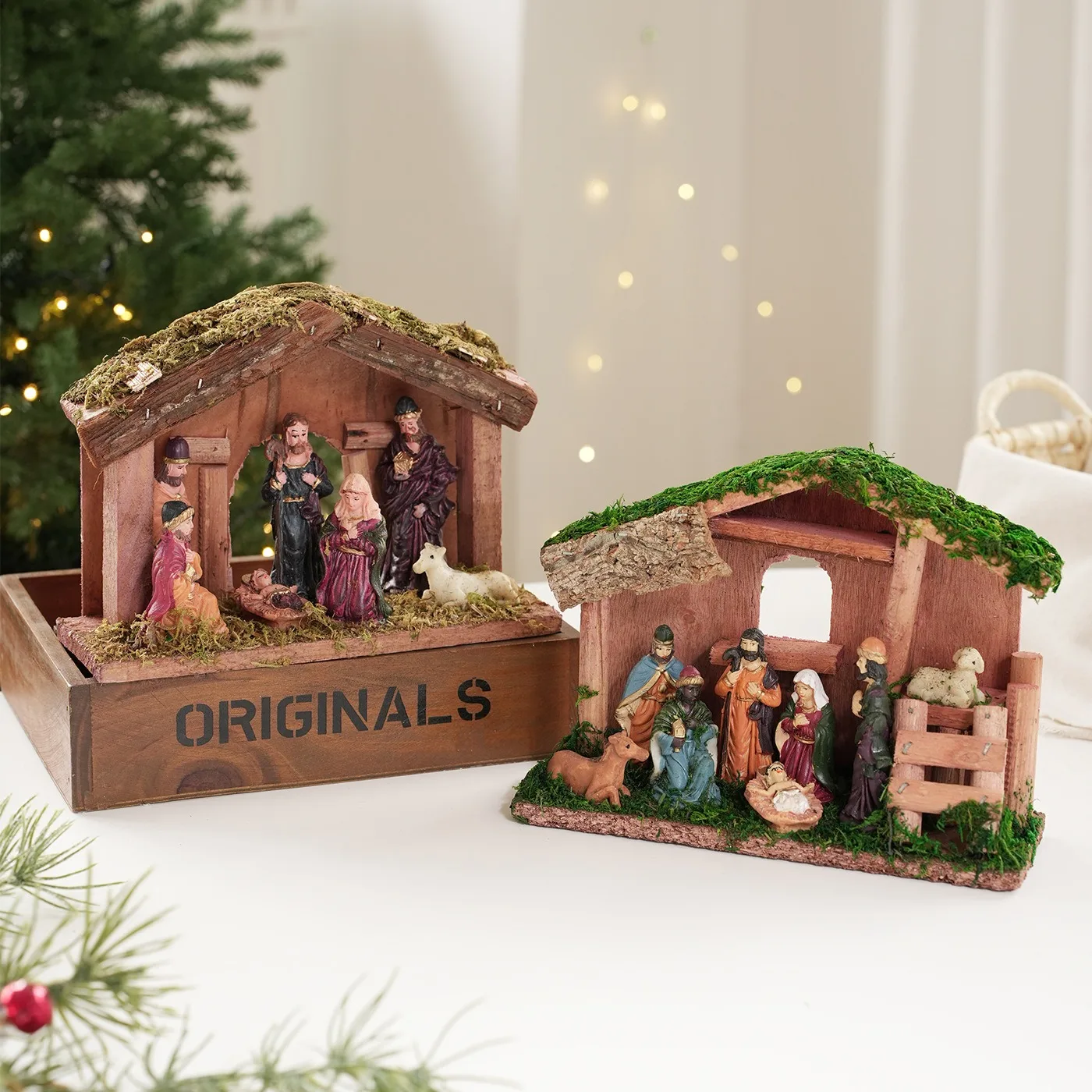 Nativity Scene Ornament High-Quality Jesus Birth Scene Christmas Decoration Handcrafted Wooden House Ornament For Church Member