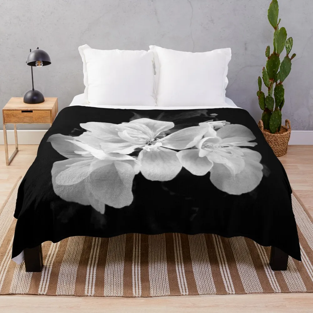 Beautiful black and white geranium flower close-up Throw Blanket Retros Thin Blankets