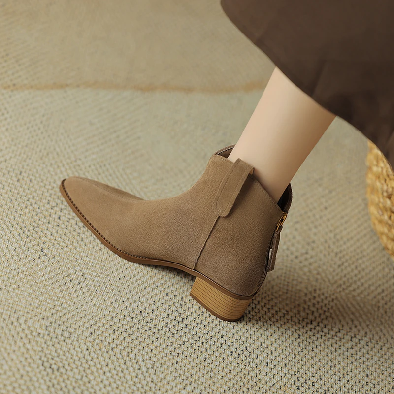 

Genuine Leather Western Cowboy Booties Retro Ankle boots,knight boots,Modern boots,Chunky High Heels Classic Boots Women Shoes