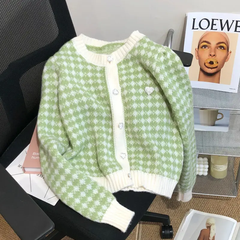 2024 Autumn/Winter Korean Edition New Small Fragrant Style Color Contrasting Fashion Knitted Sweater Trend