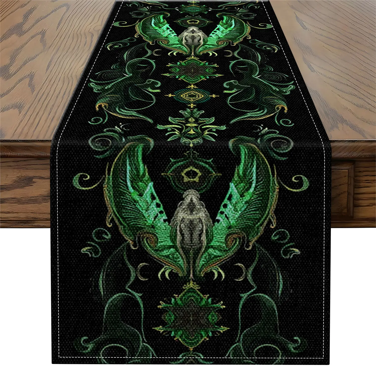 1 Piece of Fantasy Green-Patterned Bird-Themed Table Runner, Green Pattern, Suitable for Fantasy Spaces and Mysterious Party Decorations