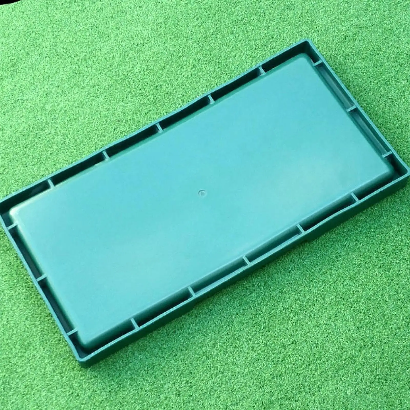 

Golf Ball Tray Box Golf Ball Container Ball Basket Golf Driving Box for Yard Range Practice Indoor Outdoor Driving Range