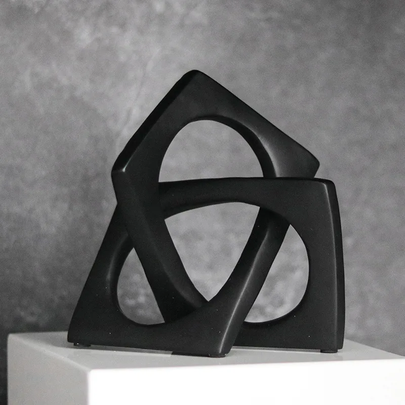 Modern Minimalist Ornaments with Irregular Geometric Shapes, Winding Loops, Creative Model Rooms, Hotel Decorations