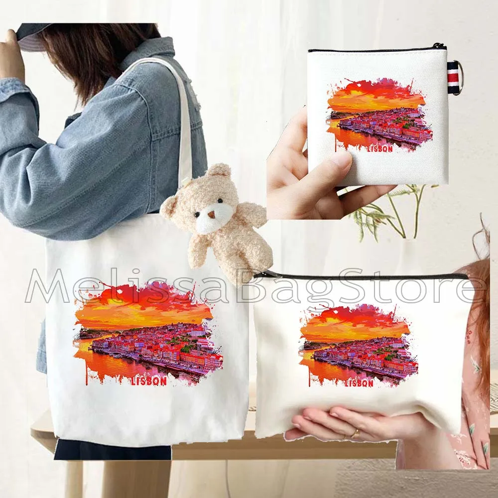 conjunto-de-4-presentes-lisboa-portugal-bolsa-sacola-de-lona-branca-com-boneca-porta-chaves-porta-moedas-e-necessaire-de-maquiagem
