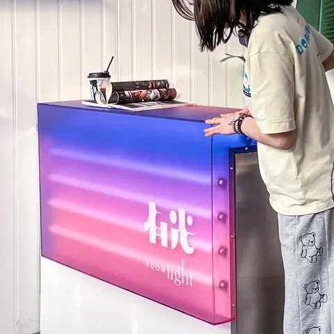 Fashion LED Illuminated Advertisement L-shaped Corner Acrylic Lightbox Billboard Customization