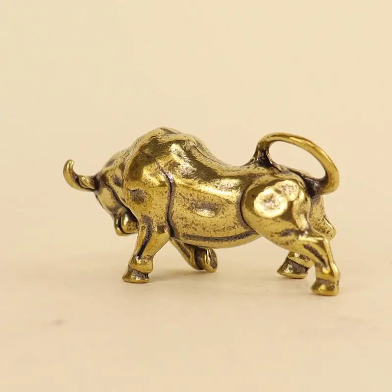 1 Piece Lucky Copper Animal Figurine Miniature Ornament Brass Bullfighting Statue For Home & Office Desk Decoration