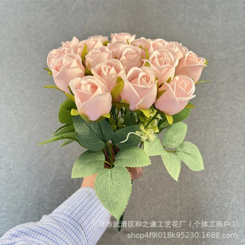 

1 Bunch of Simulated 18-head Rose Bouquet Wedding Bride Bouquet Room Decor Party Decoration Artificial Rose Bouquet