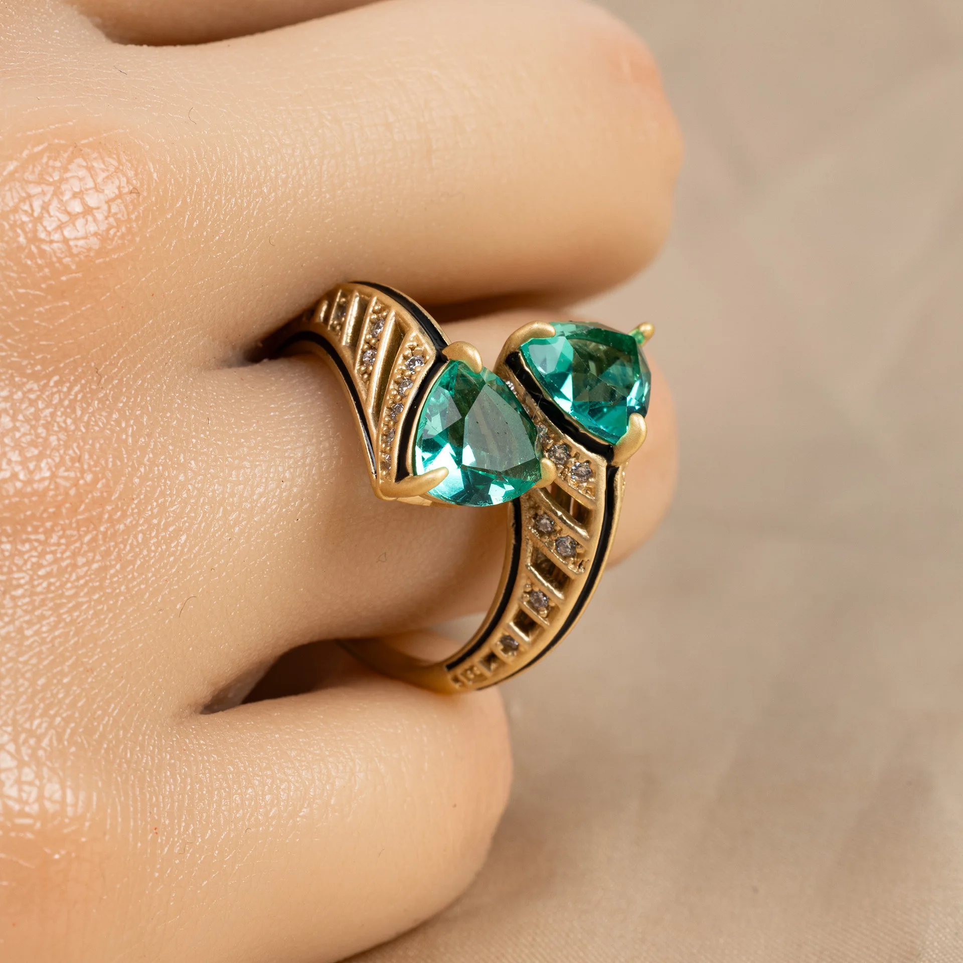 Vintage Double Triangle Gemstone Inlaid Open Index Finger Ring for Women, Luxury Fashion Unique Design Fine Jewelry Gift