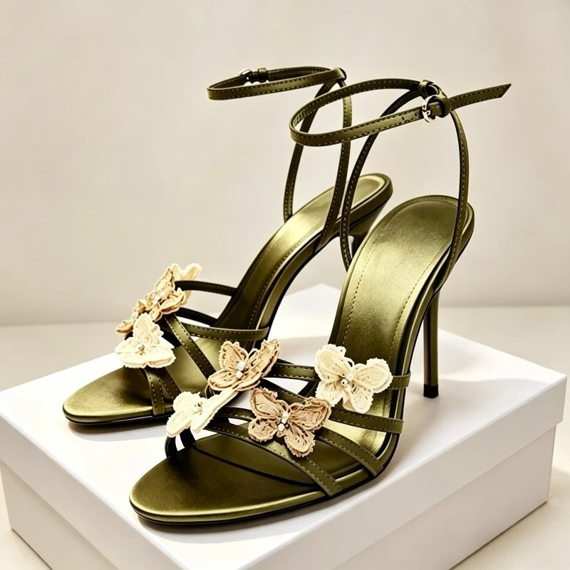 

Luxury Satin Butterfly Decoration Backless Heeled Sandals Women Narrow Band Designer Heels Ladies Sexy Brand Wedding Party Shoes