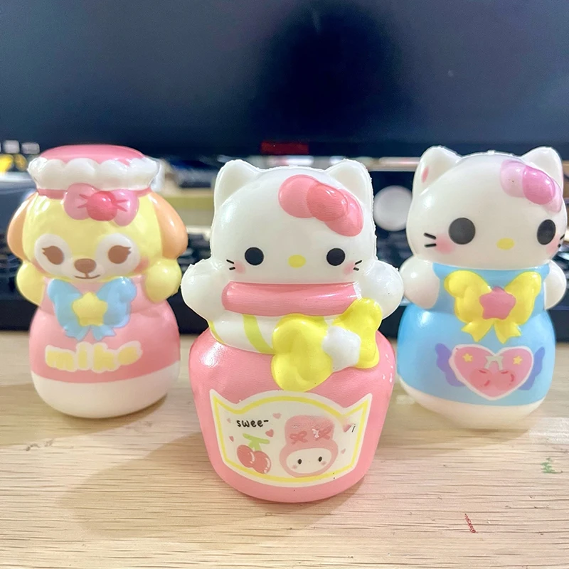 1 Uds Sanrio taza botella PU rebote lento Fidget juguete lindo gatito gato Kuromi juguete de descompresión muñeca para aliviar el estrés adorno de regalo