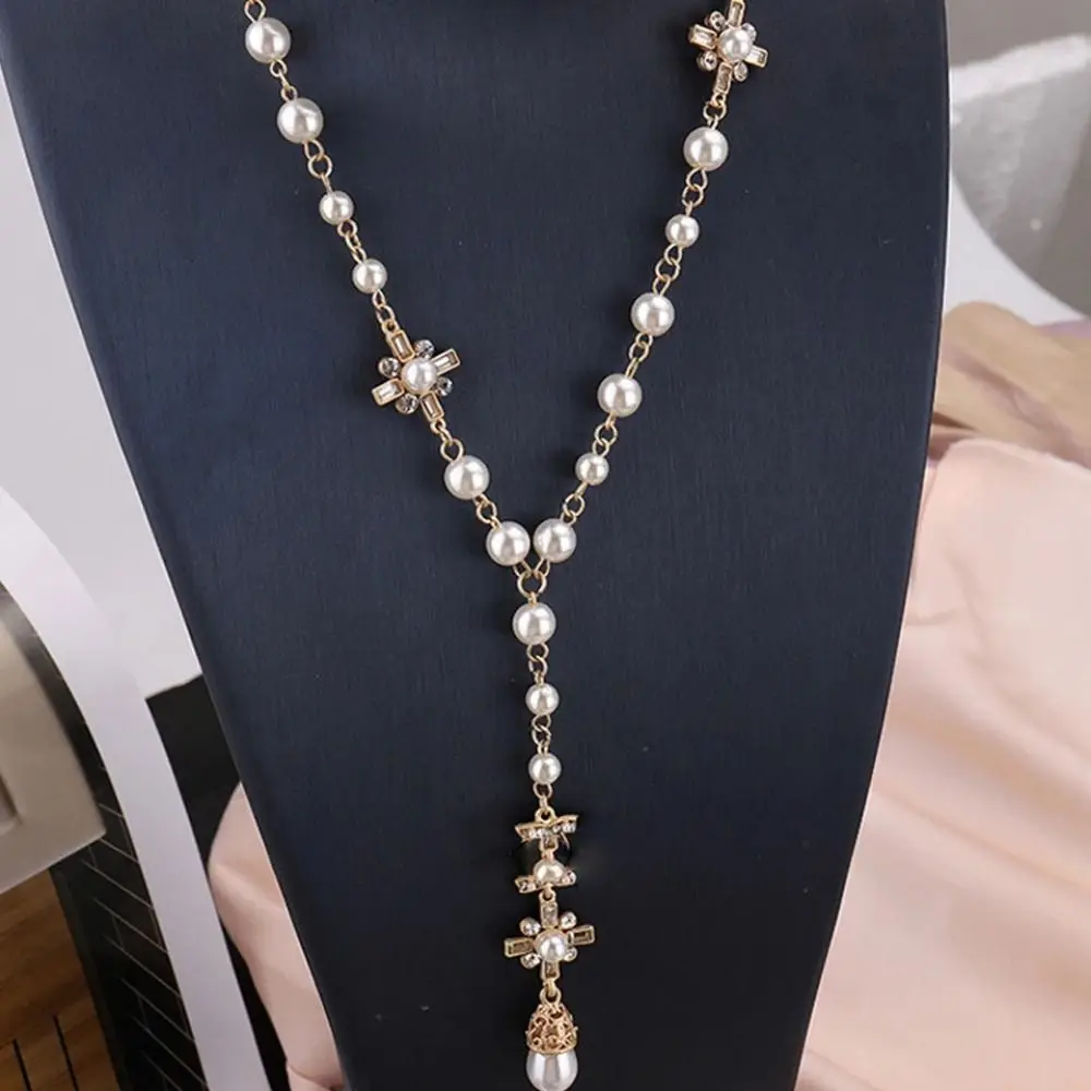 Collar de perlas de estilo coreano para mujer, cadena larga de doble capa con cuentas, cadena de Metal, collar de perlas de imitación de lujo, regalo de cumpleaños