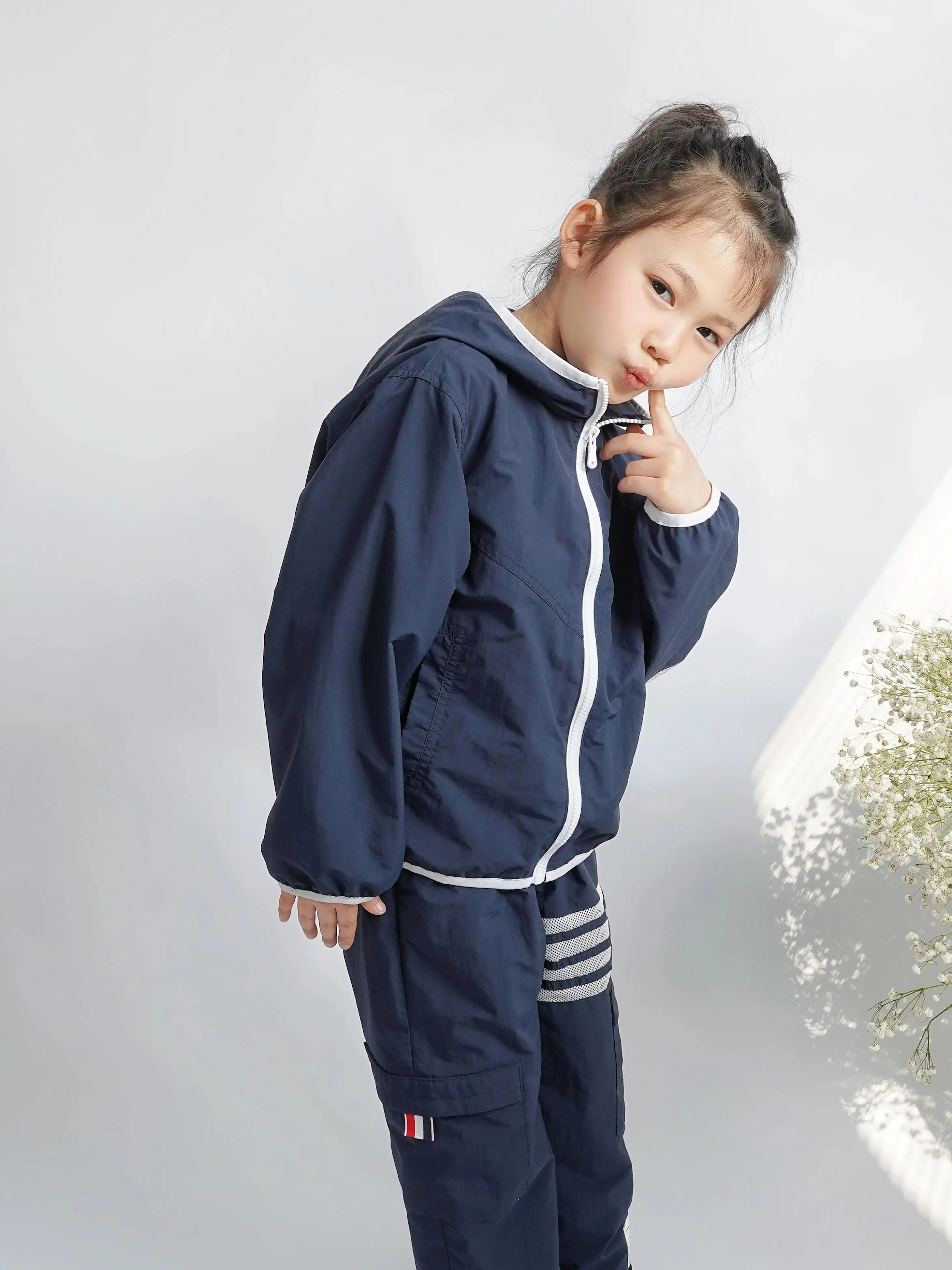 

Tb Style 24 Spring And Summer New For Boys And Girls College Style Four Stripes Navy Blue Hooded Sunscreen Clothes Jacket/ Outdo