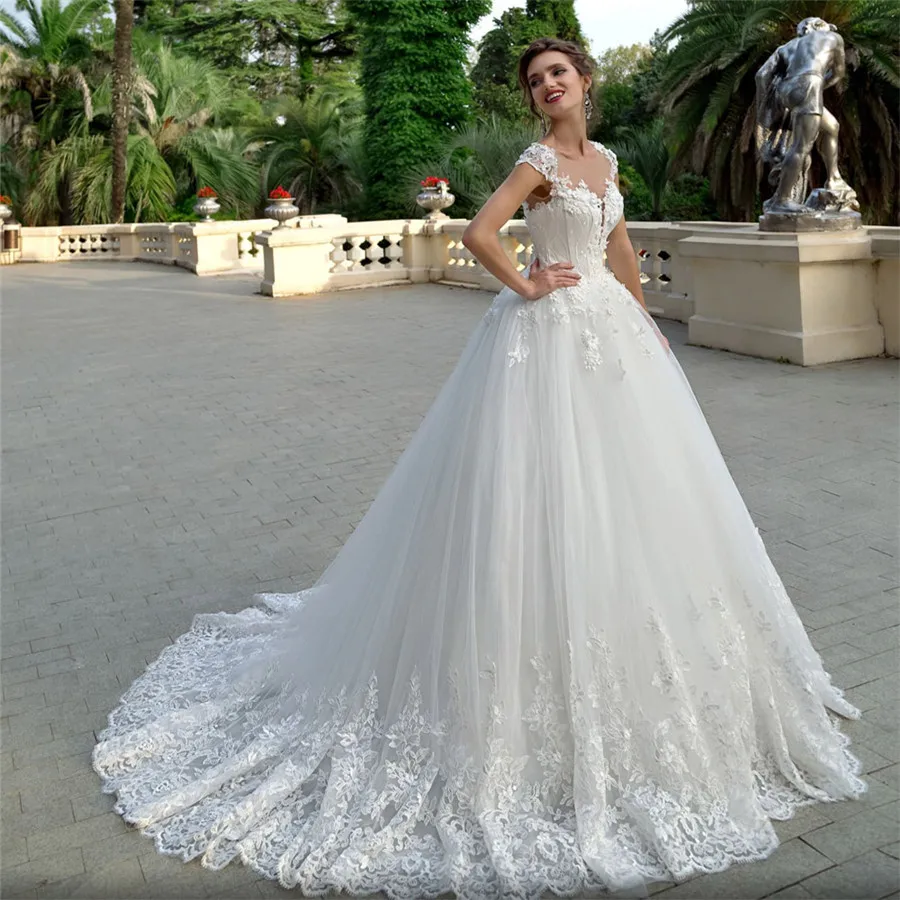 

White Lace Appliques A-Line Wedding Dresses Tulle With 3D Flowers Adorned Bridal Gowns Lace Up Back Robe De Mariee