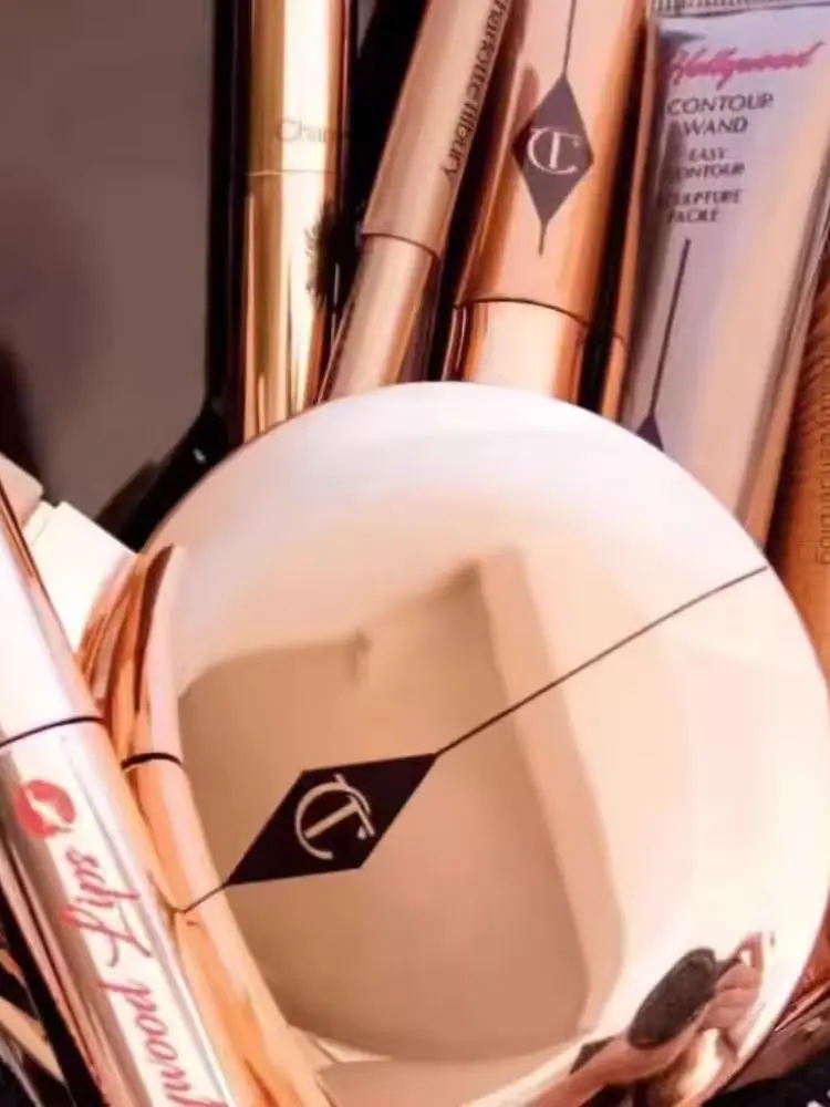 Charlotte Tilbury Lippenbalsam Gesichtspuder Feine Textur Makellose Flüssige Foundation Kosmetik Feuchtigkeitsspendendes Fixierspray