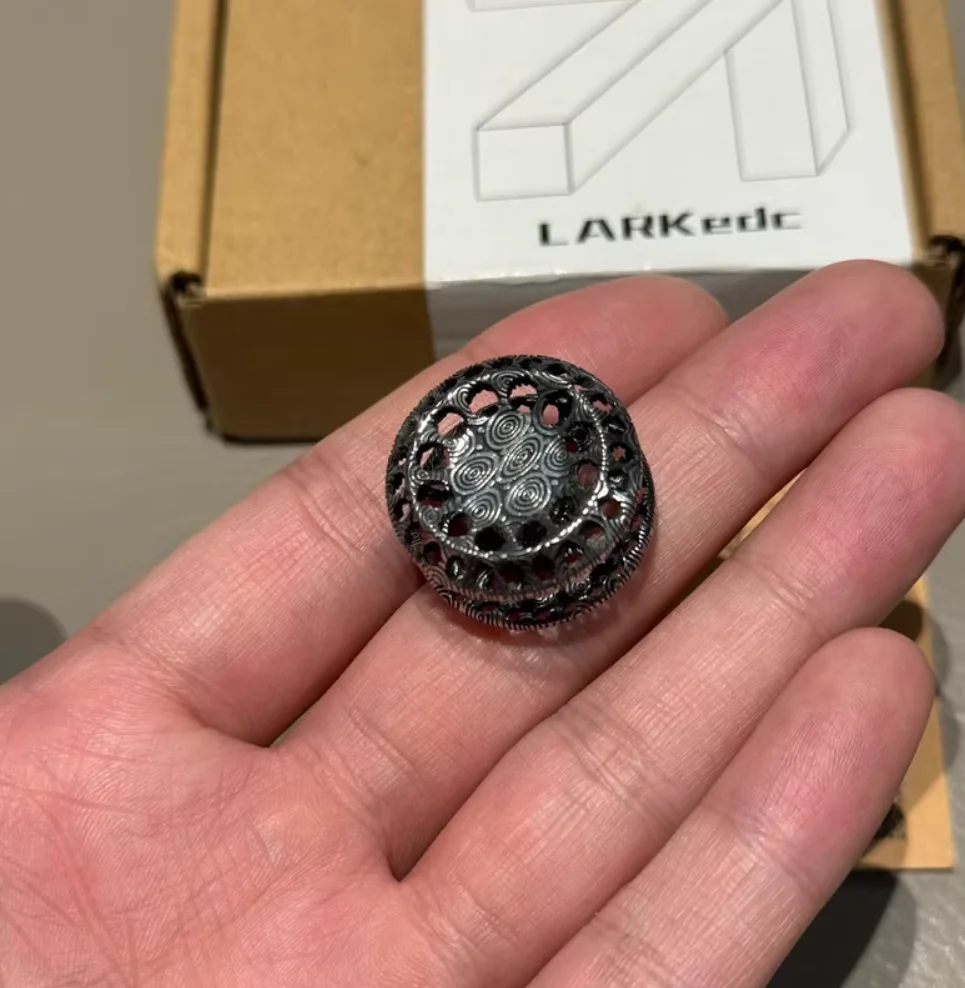 Giocattolo di decompressione fidget usato EDC Lark Bubble Button dama spinner