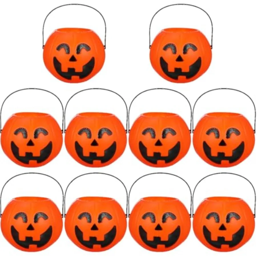 Halloween pumpkin bucket for trick-or-treat, plastic, orange, lightweight and portable with handle, 10pcs random style