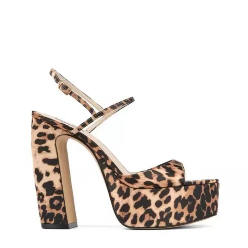 

Европейские и американские сандалии с одной пряжкой на толстом высоком каблуке с принтом ретроролепарда на высоком каблуке и толстой подошве для женских модных вечеринок