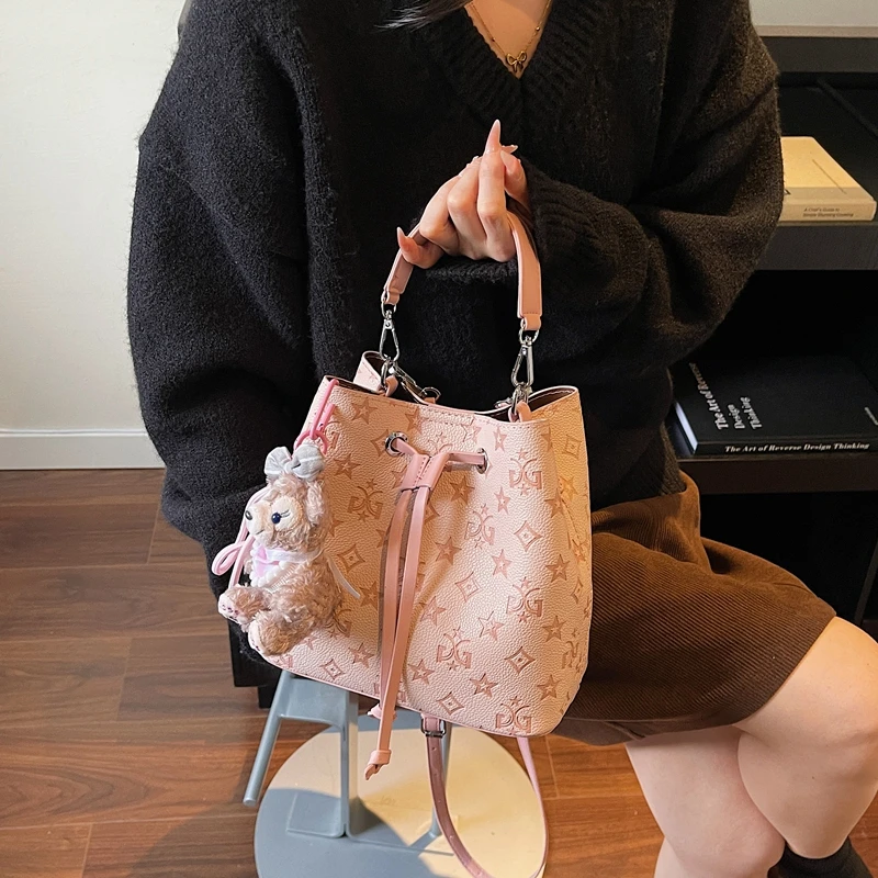 

Fashionable Women's Crossbody Bag, Leather Messenger Bag In Classic Elegant Style With Famous Designer Appeal