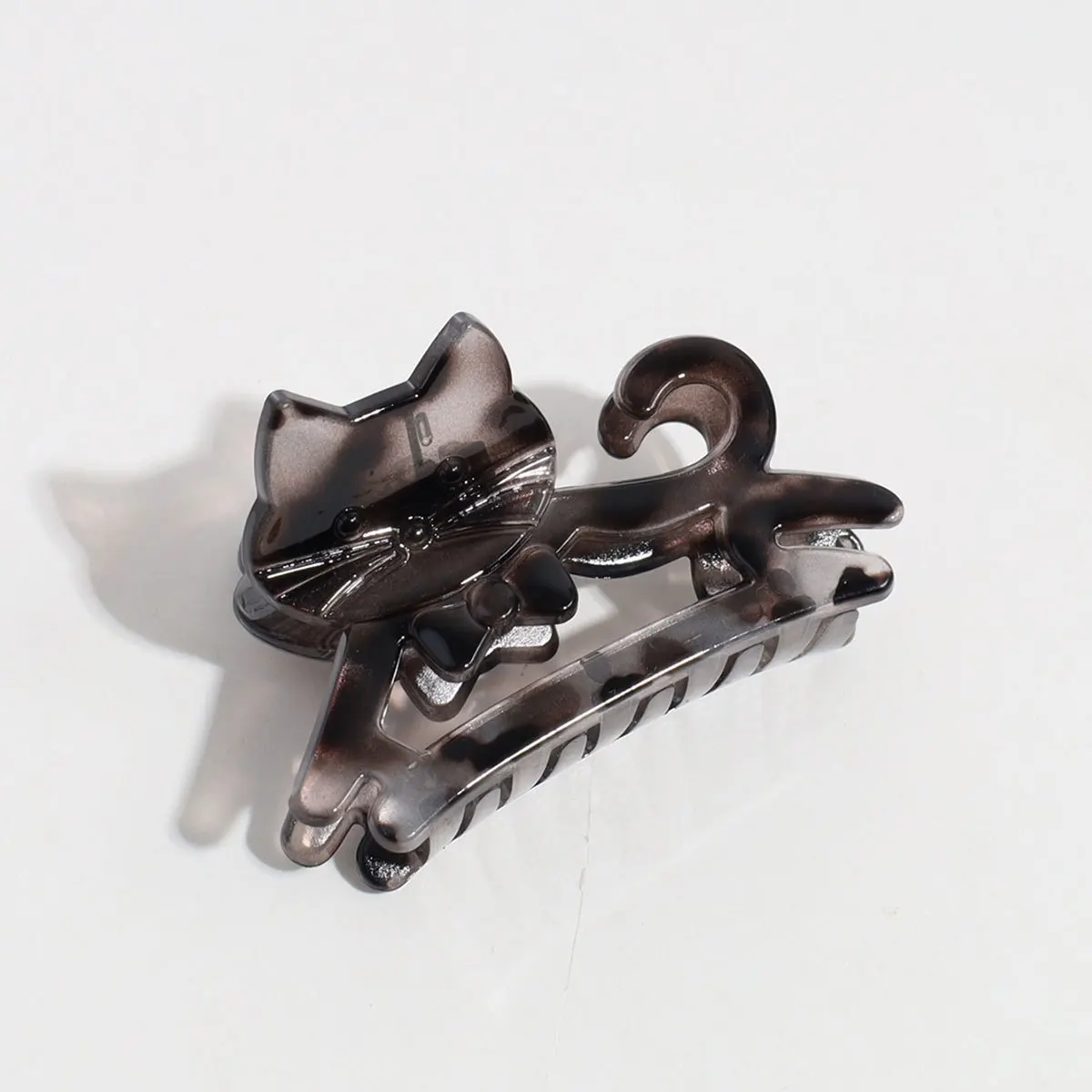 Retro-Hohlkatzen-Haarspangen, elegante Haarspangen mit Farbverlauf, neuartige und niedliche Haifisch-Haarspangen, geeignet für Damen. – Detail 11