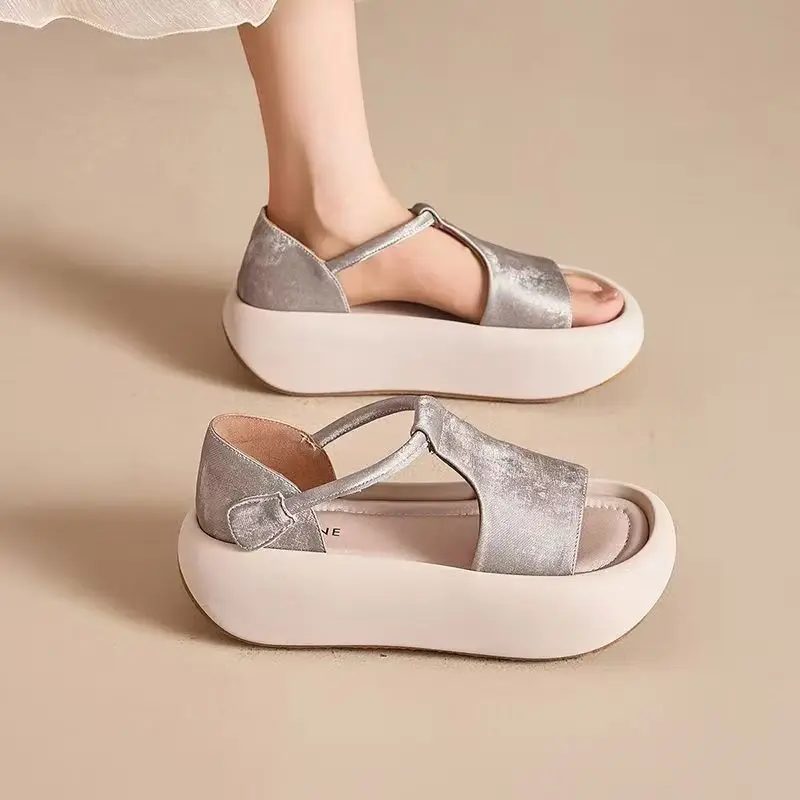 

Women Thick Sole One Word Casual Sandals Summer New Lightweight Non Slip Velcro Height Increasing Outdoor Beach Sandals