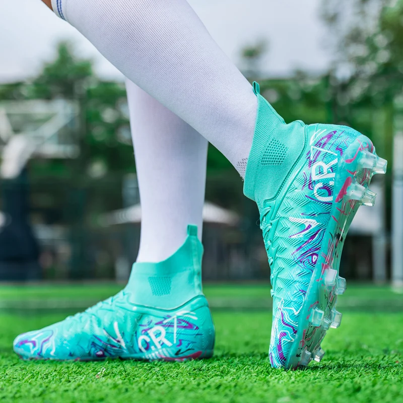 Men Soccer Shoes FG Sneaker Boy Comfortable Society Resistant Top Quality Football Shoes Long Spikes Football Boots