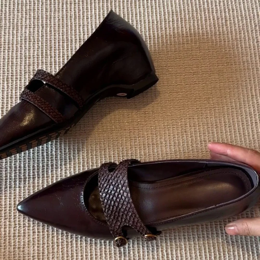 Lambskin Version Elegant Pointed Toe Woven Strap Buckle Mary Jane Shoes Women Genuine Leather Hidden Heel Commuter Pumps