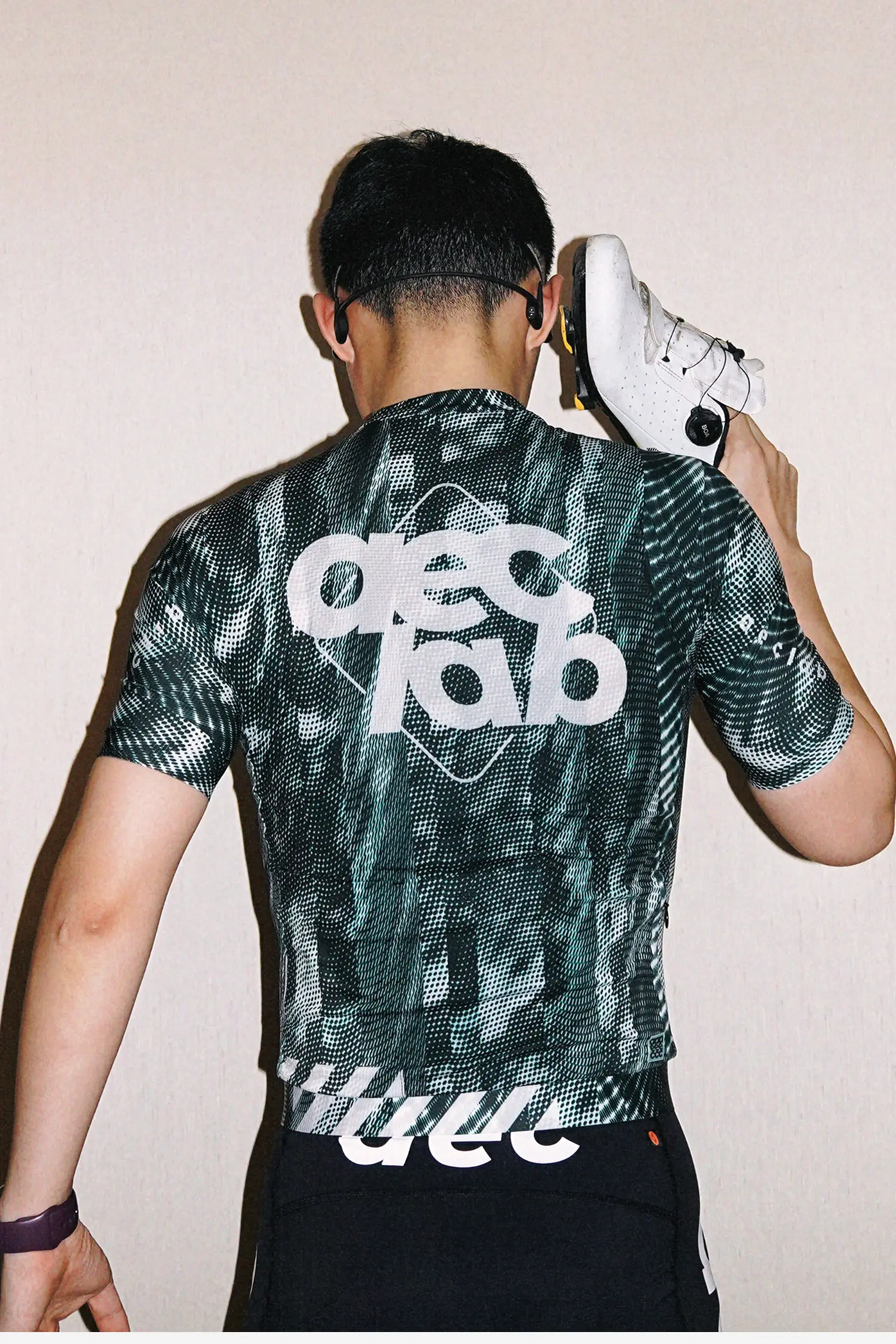 AEC Radtrikot Sommer Kurzarm Fahrradoberteil 2026 Neu Rennrad MTB Kleidung Hochelastisch YKK Reißverschluss hinten 3 Taschen – Detail 24
