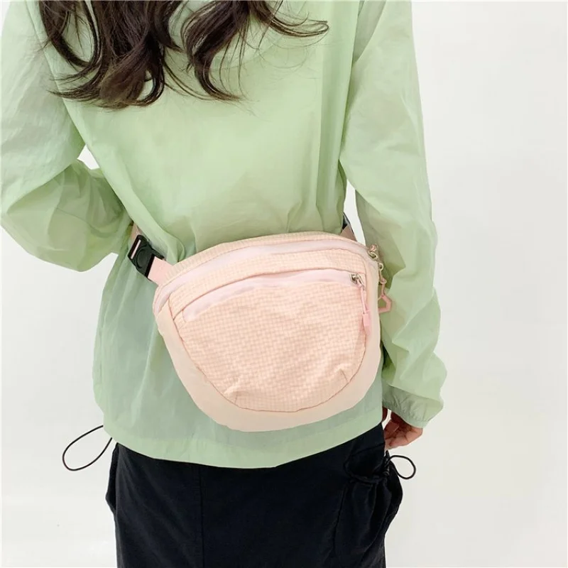 

Elegant Classic Tote Bag For Fashionable Women Business With Leather Finish And Trendy Paris Inspired Logo