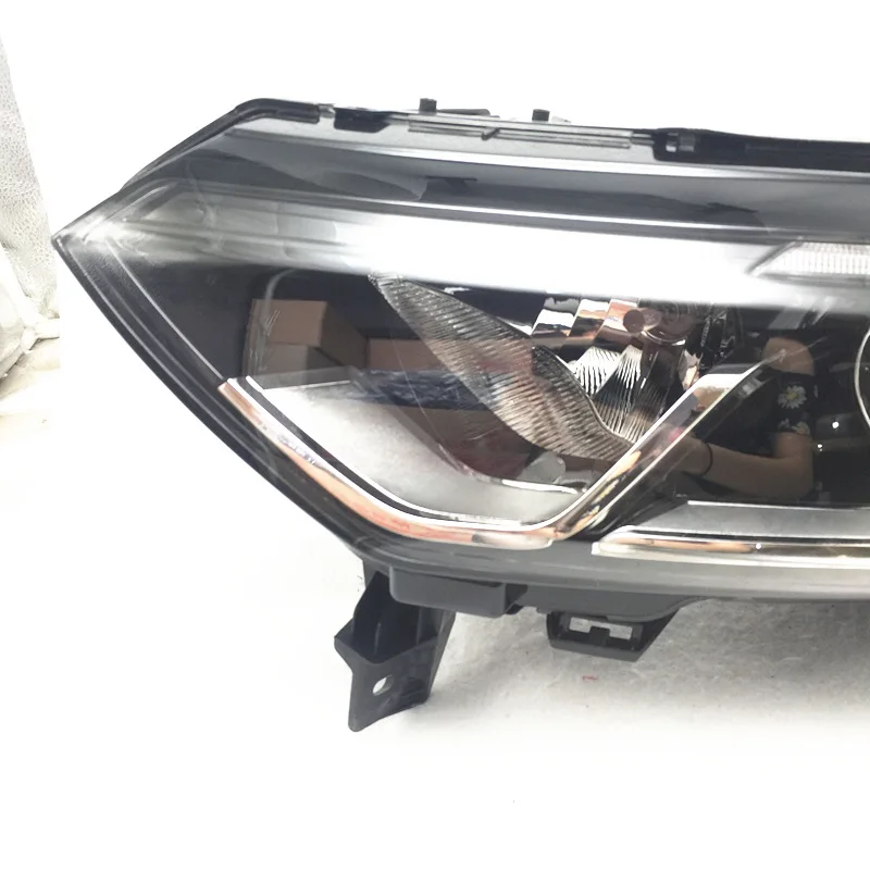 

For models 16, 17, 18, and 19 of the Renault Koleos headlight assembly, Koleos headlight lighting, high and low beams