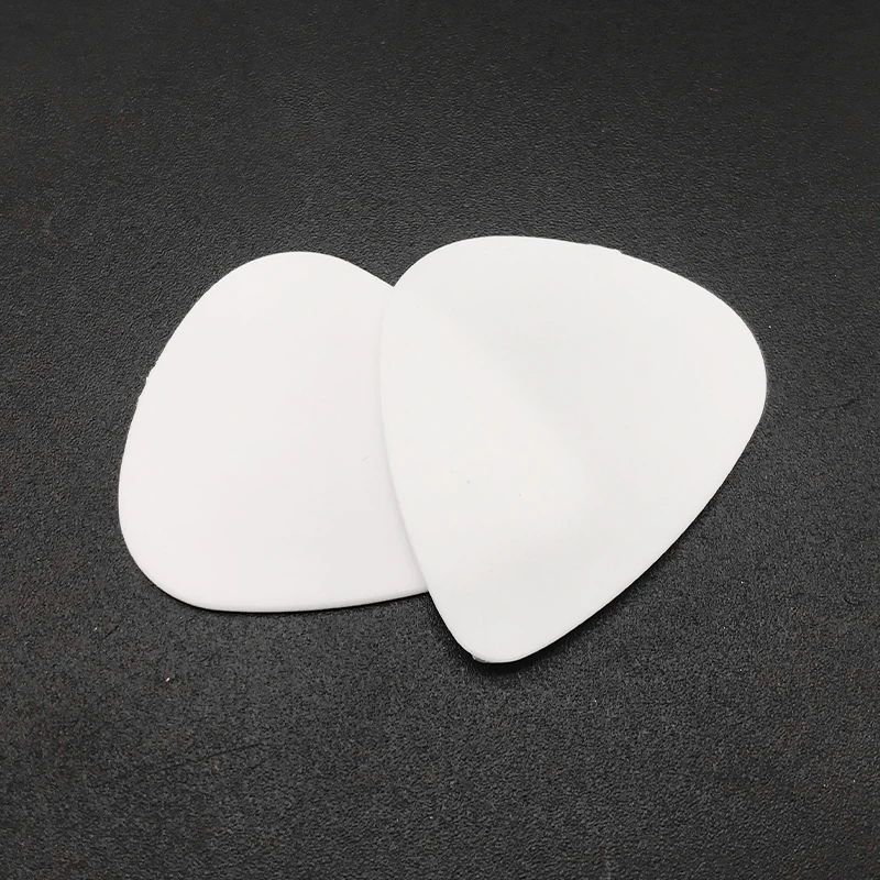 10/50pcs 0.71mm ABS Acoustic Electric Ukulele Guitar Picks Antislip Standard Mediators Plectra Plectrum Guitarra Accessories