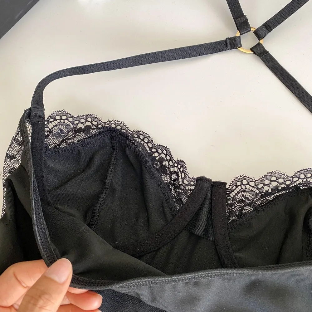 Chic Vintage halter lace sleeveless off shoulder Tank Top Korean Fashion autumn Women Sling Crop Top