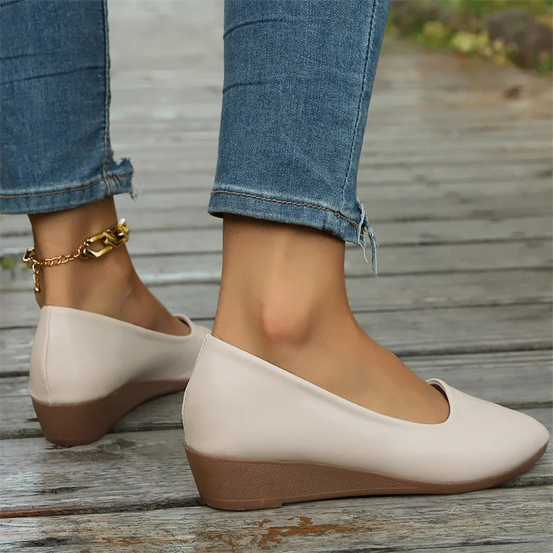 2024 Fashion Women Shoes Woman Flats High Quality Suede Slip-on Shoes Round Toe Rubber Women Flat Shoes Ballet Plus Size Cozy