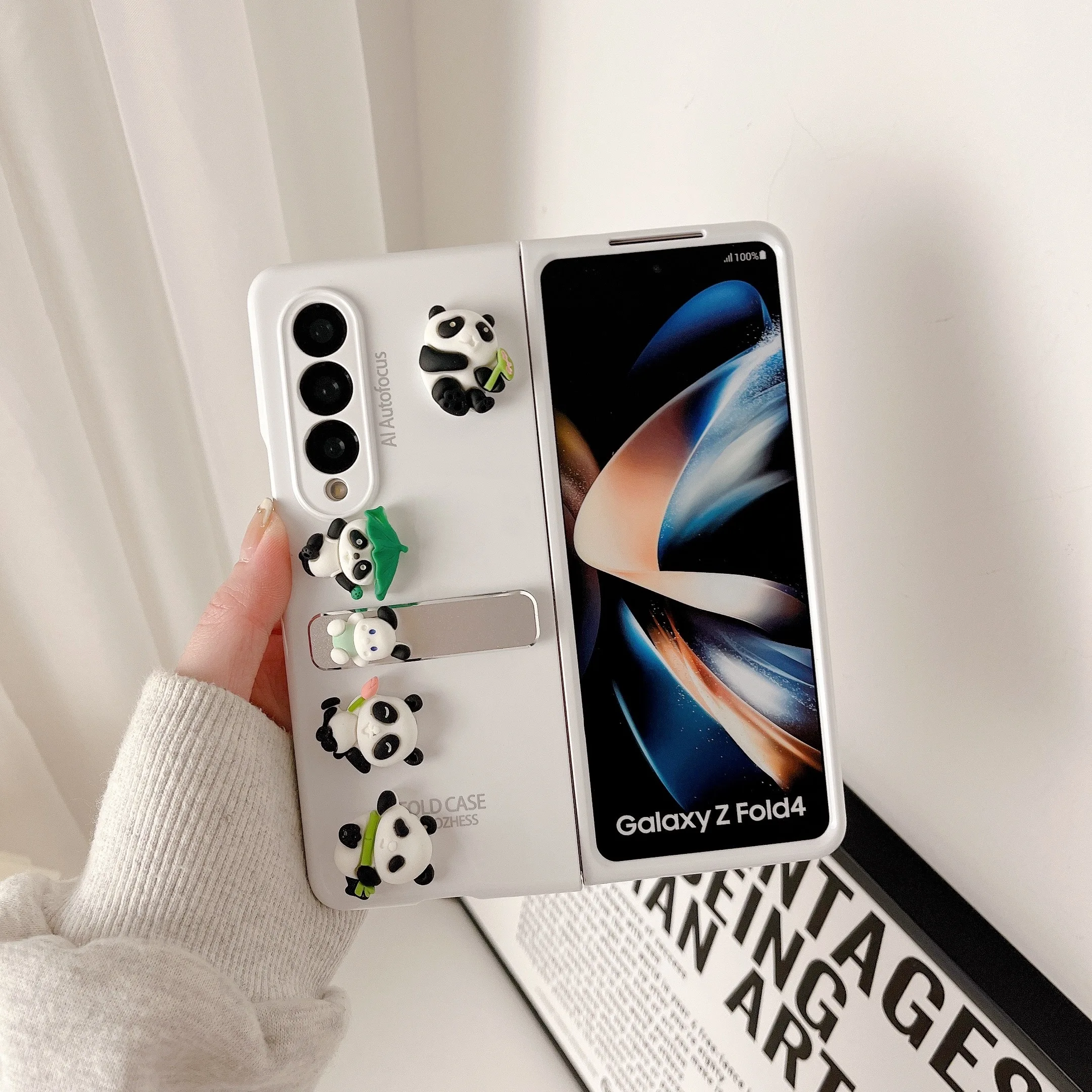 

Cute Panda Metal Folding Holder Phone Case for Samsung Galaxy Z Fold 4 Smooth Comfortable Hand Feeling Z Fold 3 2Cover