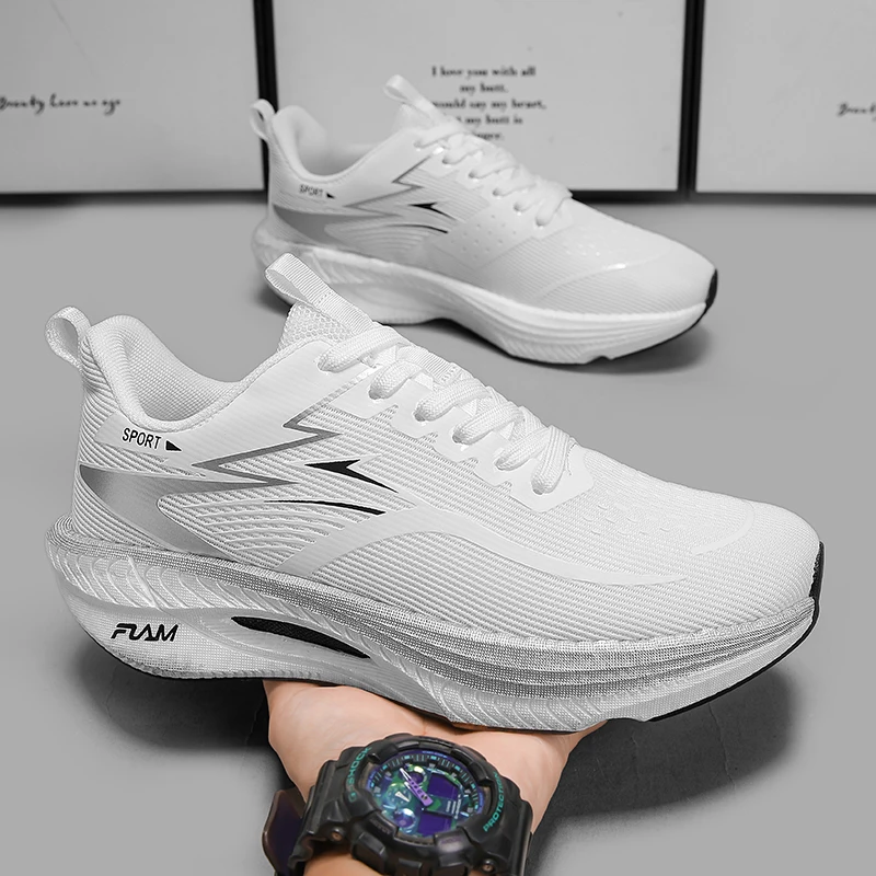 Herren-Freizeitsportschuhe, neue Rennschuhe mit Farbverlauf und Carbonplatte, atmungsaktive Fly-Knit-Mesh-Dämpfung, rutschfeste Schuhe für Herren und Damen, Outdoor-Sportschuhe für morgendliches Lauftraining. – Detail 3