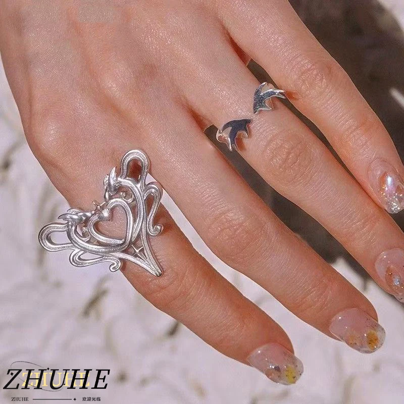 

Artistic Heart-shaped Ring, Jewelry Accessories for Women, Unique Fashion Piece for Ladies’ Elegant Daily Look