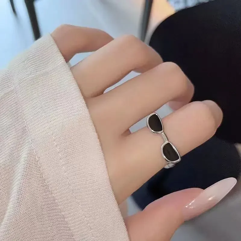 Fashion Cute Small Glasses Rings Eyeglasses Adjustable Ring For Women Men Girls Funny Open Mini Eyewear Finger Rings Jewelry